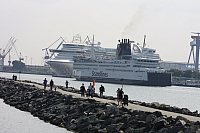 22.08.2013 15:06:51
Rostock Warnemünde
Ostsee 2013
Ostsee-Fotos